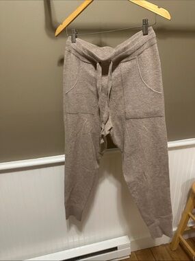 Greyson Neutral Knit cashmere/ wool Drawstring Pants in Light Taupe